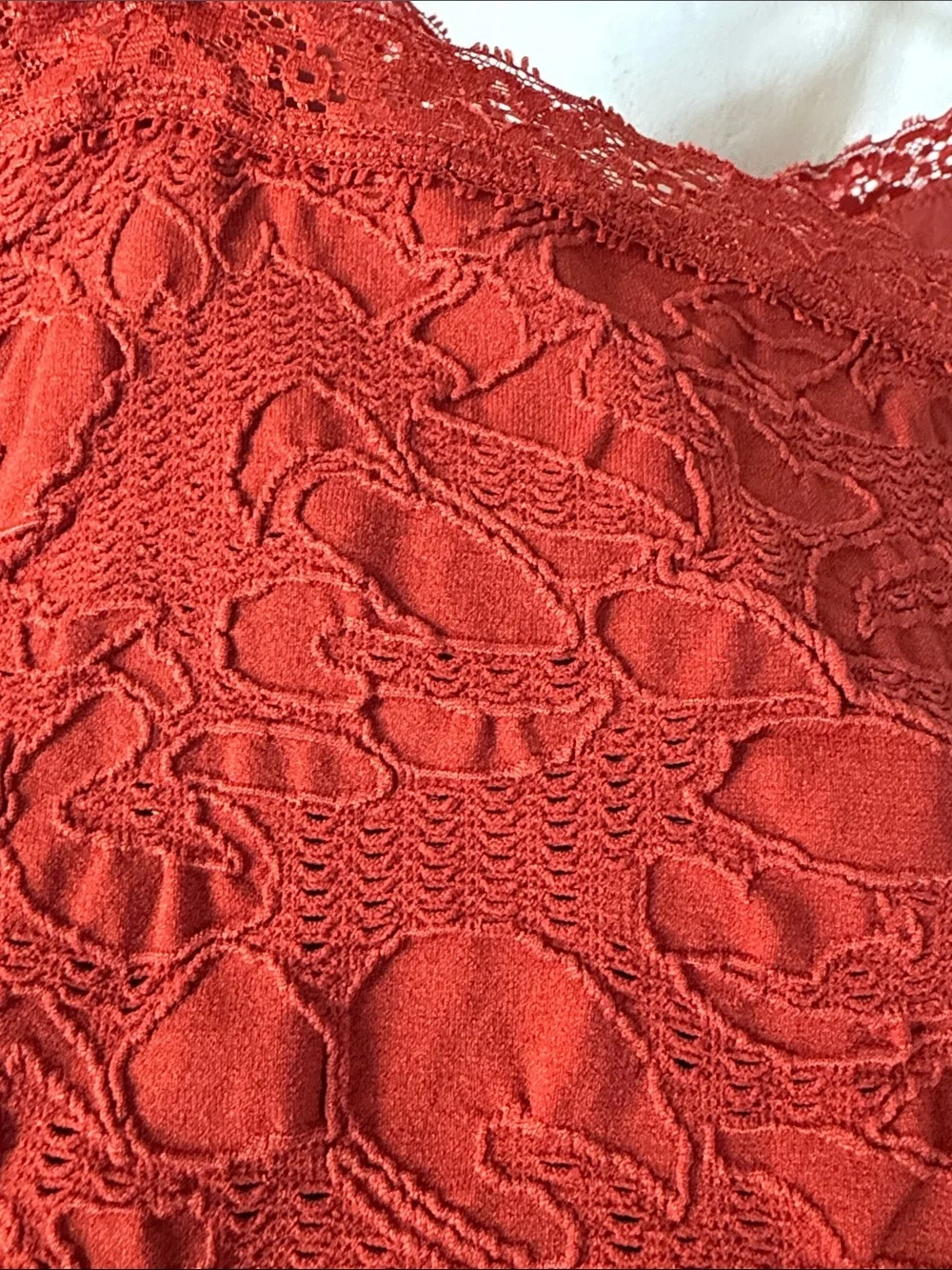 Lace V-Neck Camisole Tank Top Burnt Red